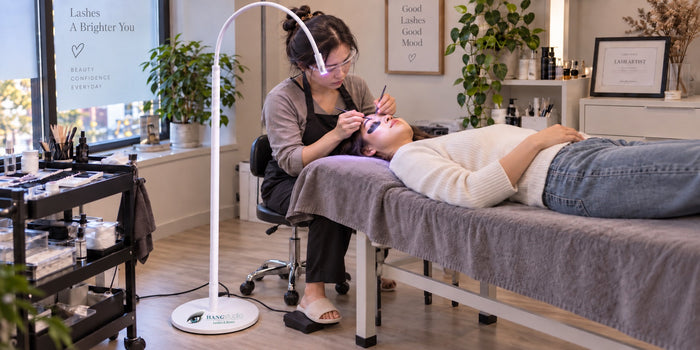 What Makes UV Lash Extensions Different? Why More Salons Are Considering This Service