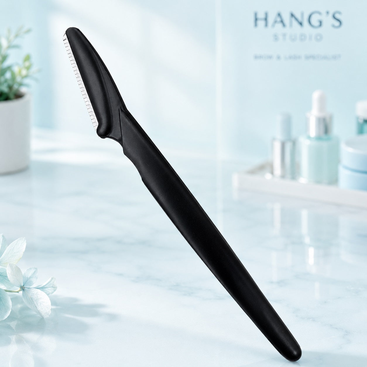 Professional Eyebrow Razor